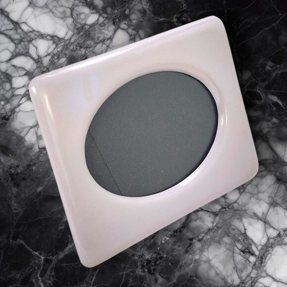 Y2K Style Lavender Oval Photo Frame Chunky Ceramic 9x7 Retro Pastel Decor - Picture 2 of 8